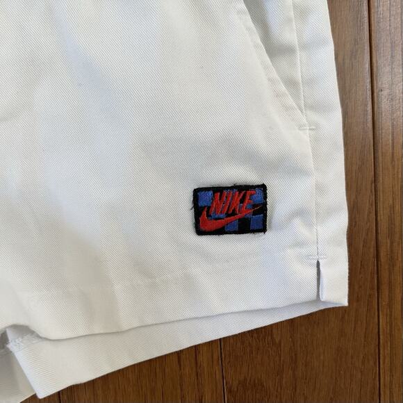 VTG 80s Nike Tennis Checkerboard Logo Shorts Kids White Size Small Blue Tag - Picture 2 of 5